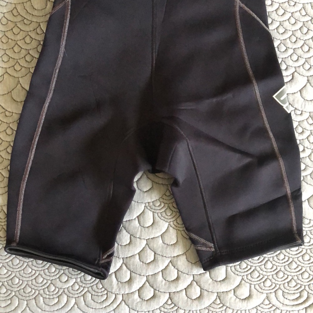 Dive N Surf Wetsuit Size S View 5
